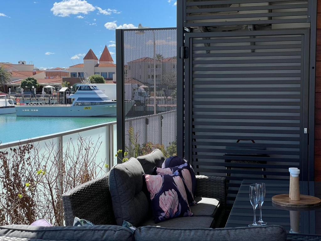 Mariner'S Cove ~ Luxe Waterfront Apartment Mindarie Luaran gambar